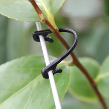 Load image into Gallery viewer, 200pcs Vines Fastener Tied Clips Buckle Hook Garden Plant Vegetable Grafting Clips Grape Support Vine Clips Fixed Buckle Hook